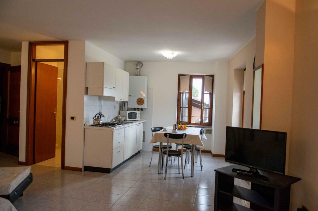 Casa Katy Daire Garda  Dış mekan fotoğraf
